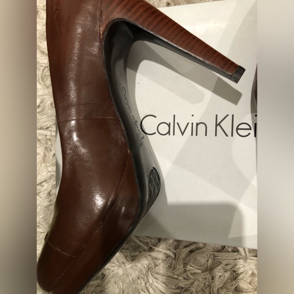 Calvin Klein Brown Heels 7 - Picture 10 of 11